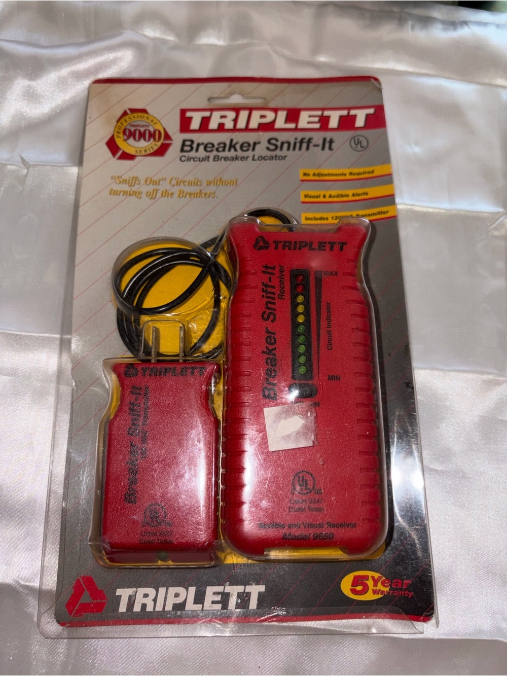 Triplett Breaker Sniff-It Circuit Breaker Locator - Red